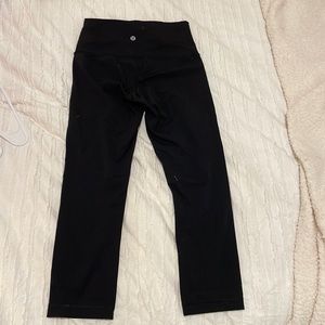 Lulu Lemon Cropped Leggings